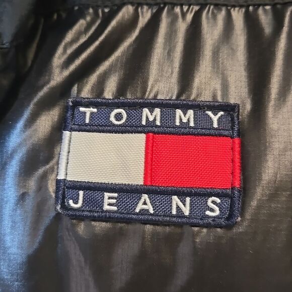 Tommy Hilfiger Men's Black Puffer Jacket Size S Tonal Color Block Warm Winter - Picture 10 of 16